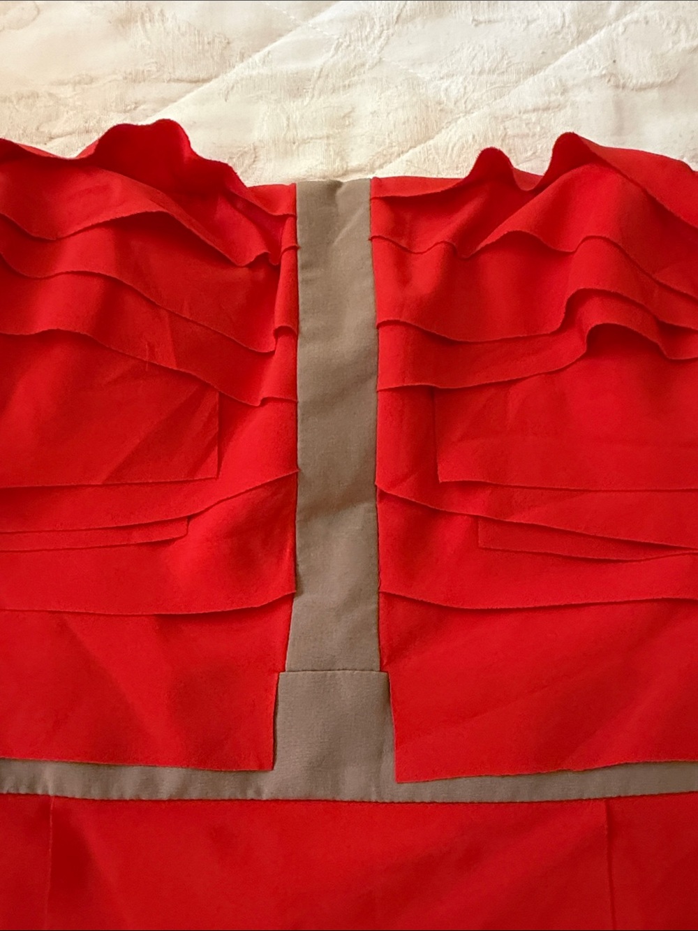 Gianni Bini Strapless Red Ruffle Layer Dress Gorgeous runs small size lg - Picture 3 of 5